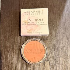 NEW SERAPHINE Botanicals Tea + Rose Streak- Free Satin Blush - Fresh Apricot